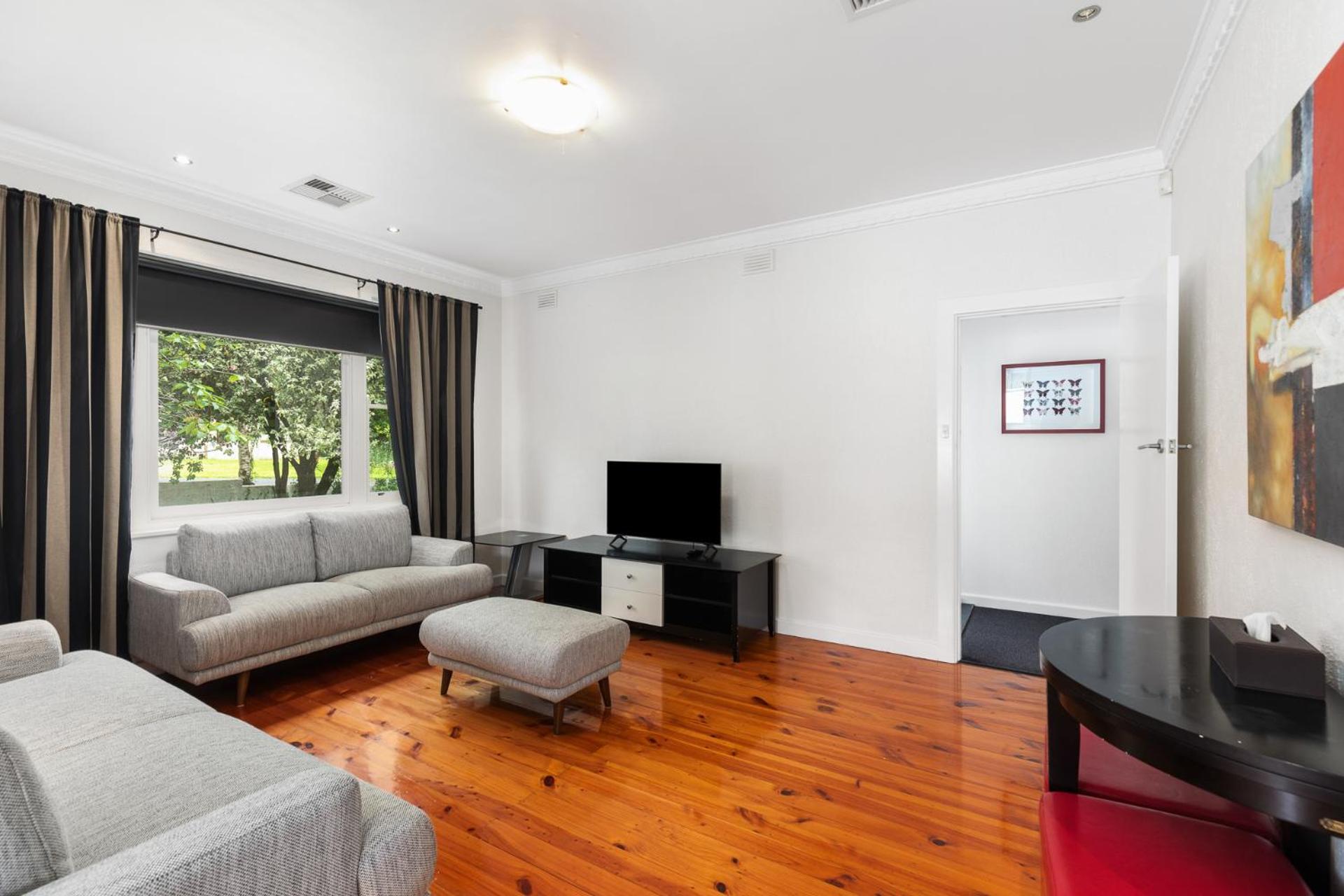 The Commodore Mount Gambier Bilik gambar
